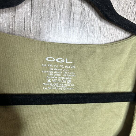 OGL Top Size 2XL Built In Padded Bra Long Sleeve Green Color NWT - Picture 2 of 5
